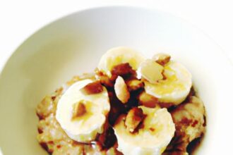 Whip Up Banana Almond Butter Oatmeal in 15 Quick Mins