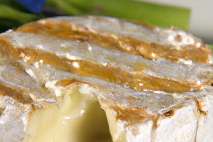Golden Bliss: How to Make Perfect Baked Brie with Honey