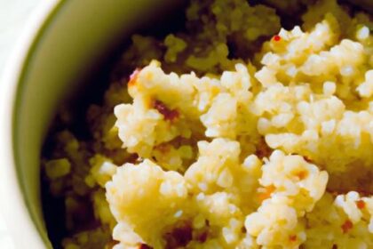 15-Minute Quinoa Oatmeal: Nutritious Breakfast Made Easy