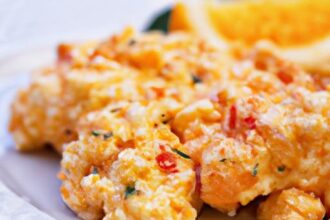 Quick & Fluffy: Mastering Microwave Scrambled Eggs Easily