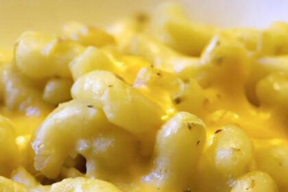 Keto Cauliflower Mac & Cheese: Creamy, Low-Carb Comfort Food