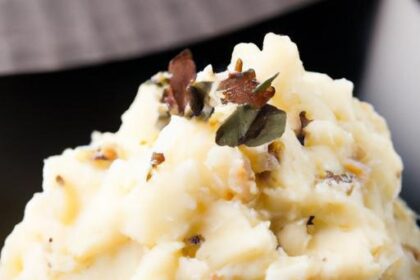 Garlic Mashed Truffle Potatoes: Elevate Comfort Classics