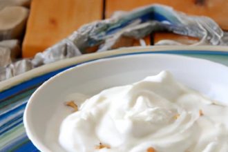 Power-Packed Greek Yogurt Dip: Your High-Protein Snack Fix