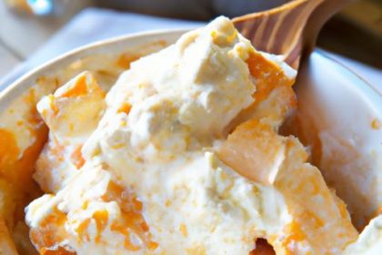 Creamy Cottage Cheese Buffalo Chicken Dip: Keto-Friendly Kick