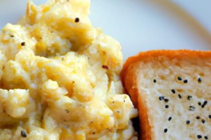 Quick & Fluffy: Mastering Microwave Scrambled Eggs Fast